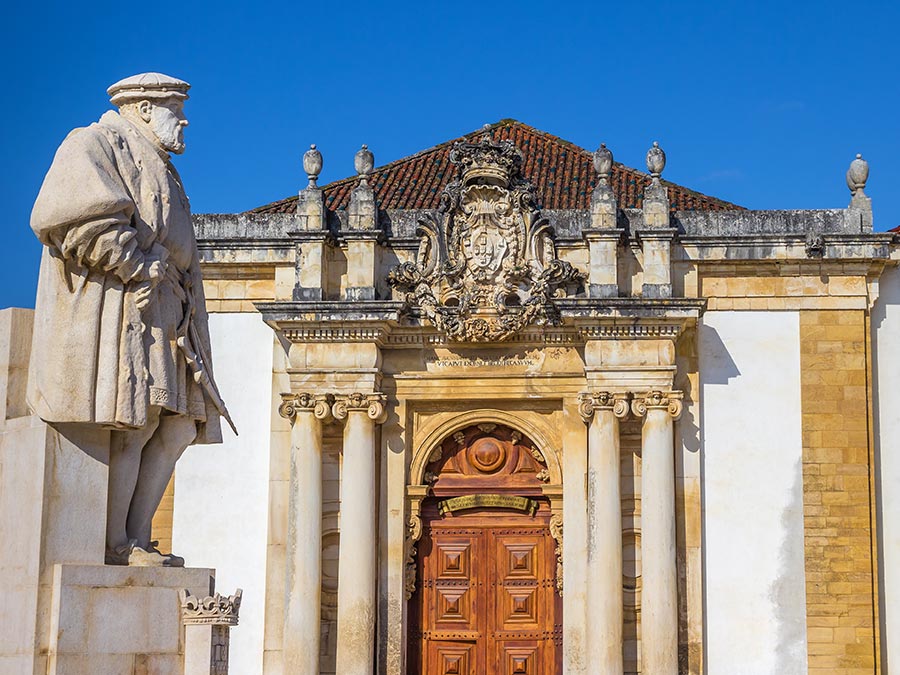 De Mooiste Bibliotheek van Portugal
