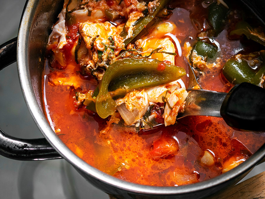 Sopa de Tomate à Moda da Madeira