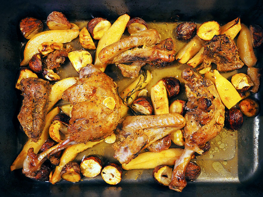 Pato Assado com Marmelos, Castanhas & Mel