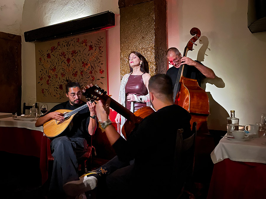 Clube de Fado